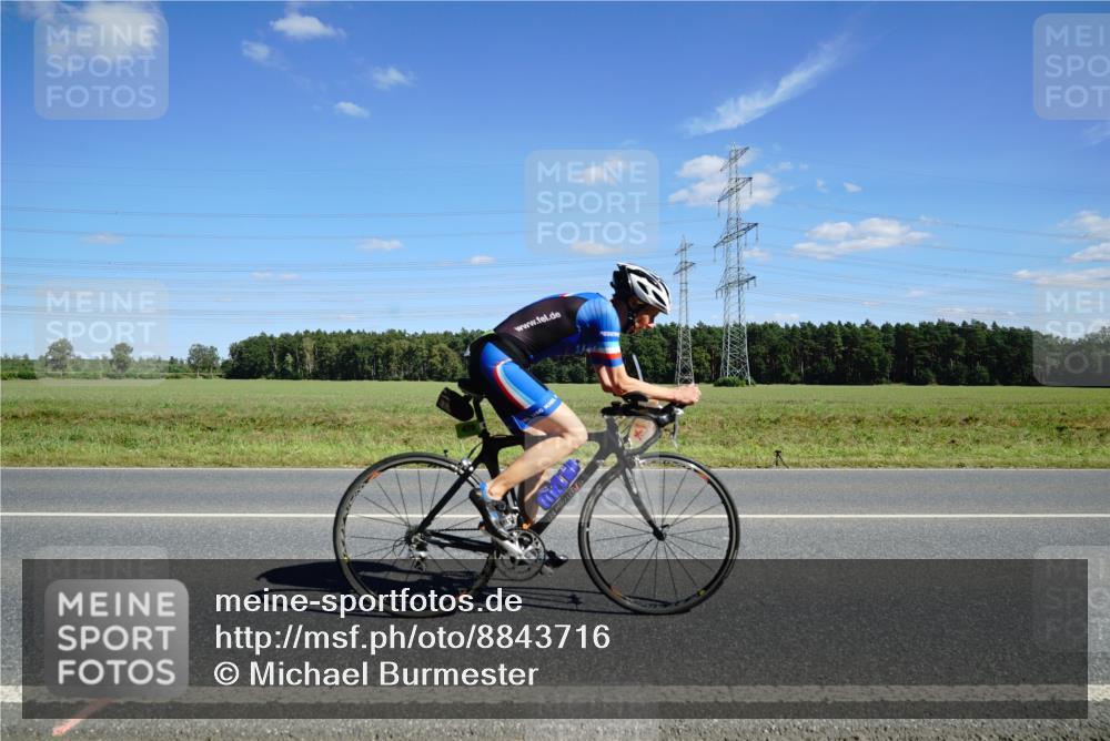 07.09.2025 - 19. Norderstedt Triathlon Michael Burmester http://msf.ph/oto/8843716 07.09.2025 14:44:53 Radfahren 387, 479, 887 meine-sportfotos.de