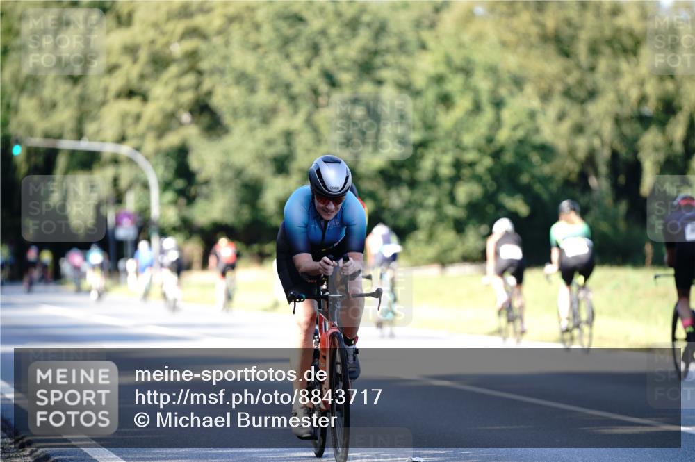 07.09.2025 - 19. Norderstedt Triathlon Michael Burmester http://msf.ph/oto/8843717 07.09.2025 15:57:03 Radfahren 482, 1108, 1623 meine-sportfotos.de