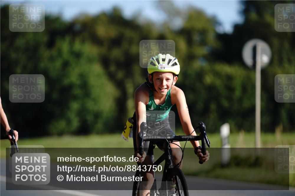 07.09.2025 - 19. Norderstedt Triathlon Michael Burmester http://msf.ph/oto/8843750 07.09.2025 09:39:11 Radfahren 568, 572, 586, 613 meine-sportfotos.de