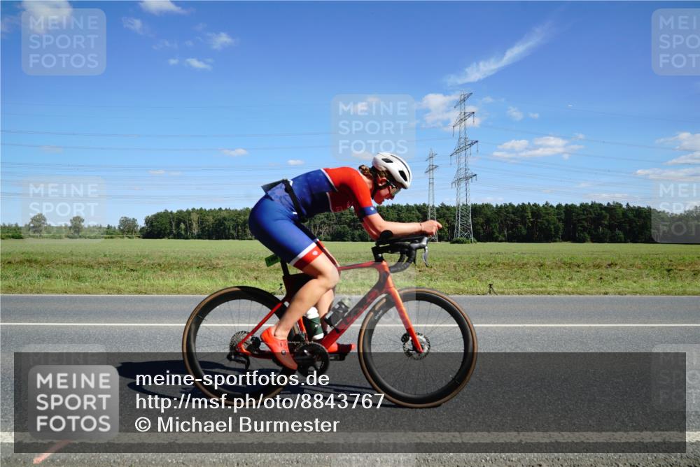 07.09.2025 - 19. Norderstedt Triathlon Michael Burmester http://msf.ph/oto/8843767 07.09.2025 14:45:26 Radfahren 480, 1498 meine-sportfotos.de