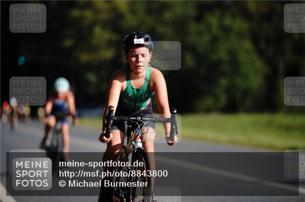 07.09.2025 - 19. Norderstedt Triathlon Michael Burmester http://msf.ph/oto/8843800 07.09.2025 09:39:36 Radfahren 566, 603, 618 meine-sportfotos.de