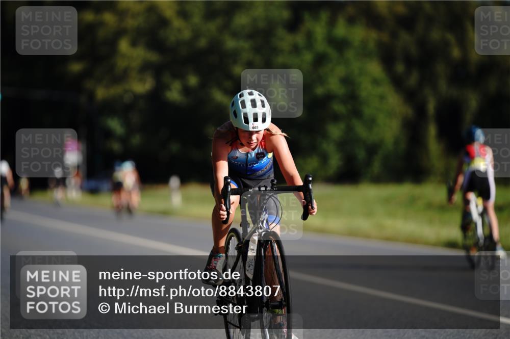 07.09.2025 - 19. Norderstedt Triathlon Michael Burmester http://msf.ph/oto/8843807 07.09.2025 09:39:37 Radfahren 566, 603, 618 meine-sportfotos.de