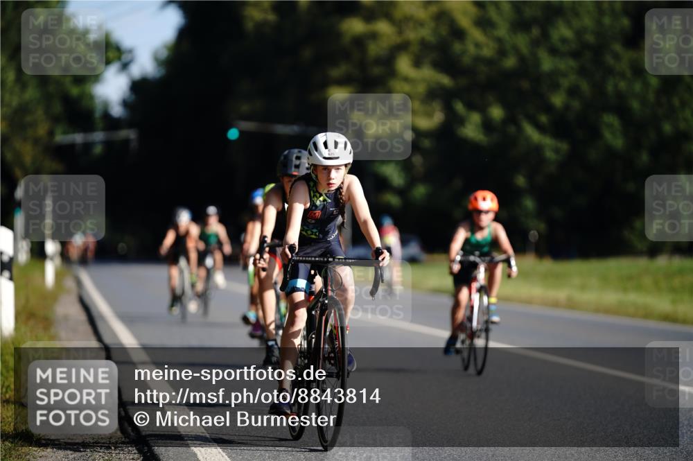 07.09.2025 - 19. Norderstedt Triathlon Michael Burmester http://msf.ph/oto/8843814 07.09.2025 09:39:44 Radfahren 607, 614, 625, 629 meine-sportfotos.de