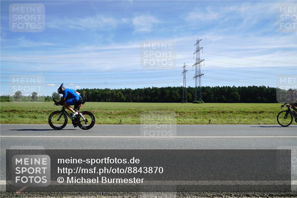 07.09.2025 - 19. Norderstedt Triathlon Michael Burmester http://msf.ph/oto/8843870 07.09.2025 12:41:18 Radfahren  meine-sportfotos.de