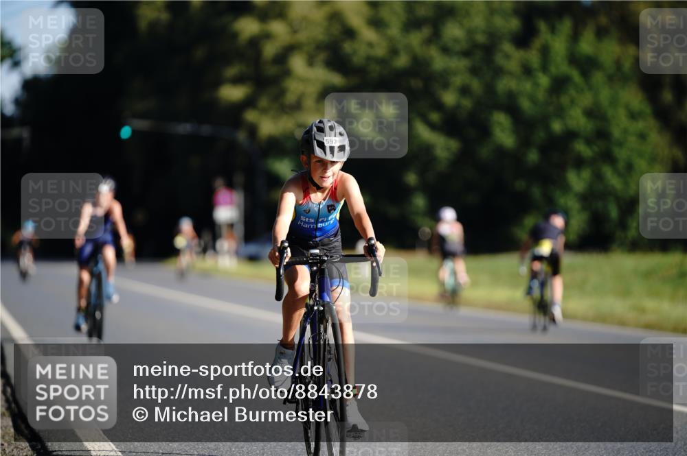 07.09.2025 - 19. Norderstedt Triathlon Michael Burmester http://msf.ph/oto/8843878 07.09.2025 09:40:15 Radfahren 592 meine-sportfotos.de