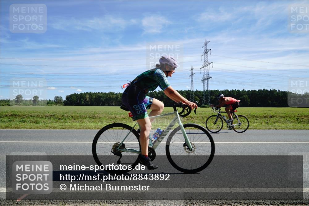 07.09.2025 - 19. Norderstedt Triathlon Michael Burmester http://msf.ph/oto/8843892 07.09.2025 12:41:38 Radfahren 1214, 1366 meine-sportfotos.de