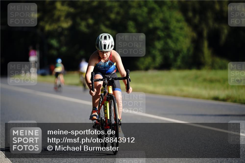 07.09.2025 - 19. Norderstedt Triathlon Michael Burmester http://msf.ph/oto/8843912 07.09.2025 09:40:40 Radfahren 634 meine-sportfotos.de