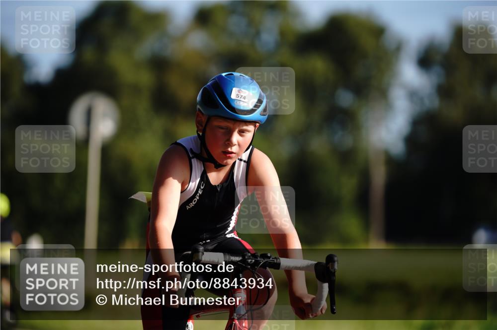 07.09.2025 - 19. Norderstedt Triathlon Michael Burmester http://msf.ph/oto/8843934 07.09.2025 09:40:56 Radfahren 574 meine-sportfotos.de