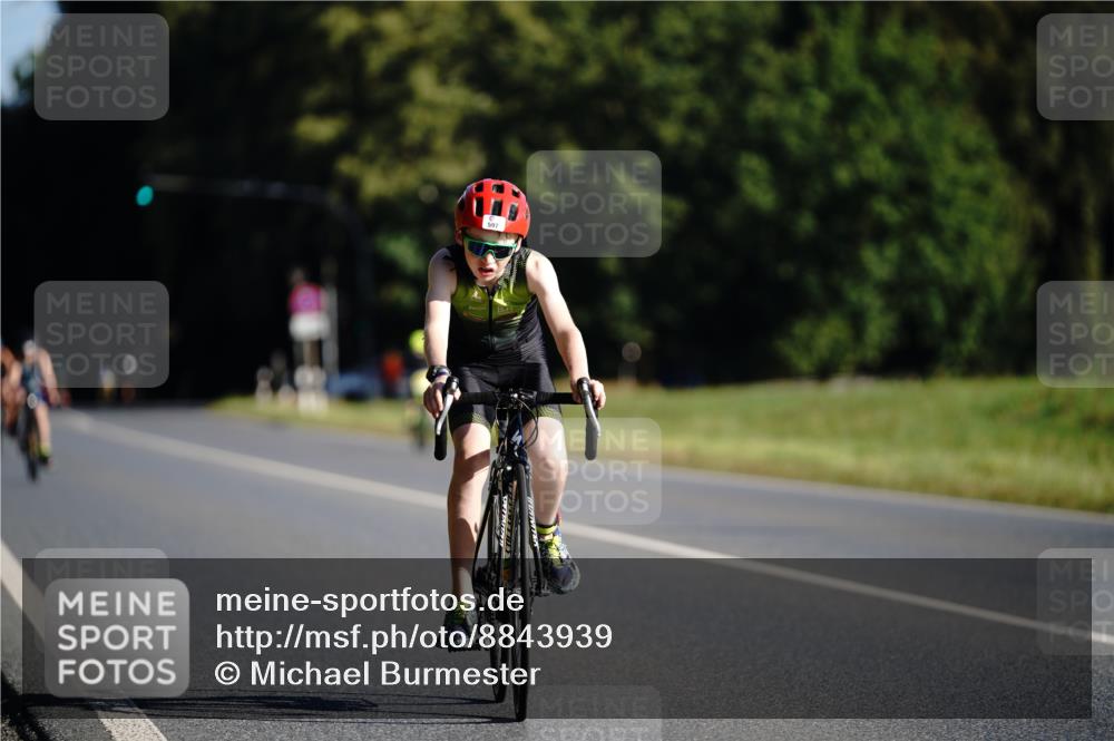 07.09.2025 - 19. Norderstedt Triathlon Michael Burmester http://msf.ph/oto/8843939 07.09.2025 09:41:04 Radfahren 597 meine-sportfotos.de