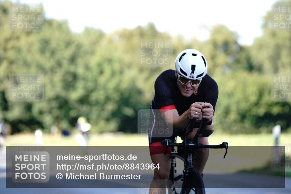 07.09.2025 - 19. Norderstedt Triathlon Michael Burmester http://msf.ph/oto/8843964 07.09.2025 15:58:13 Radfahren 488, 543, 1080, 1514, 1527, 1538 meine-sportfotos.de