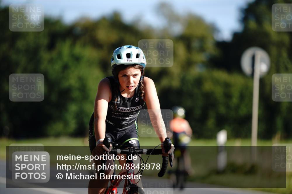 07.09.2025 - 19. Norderstedt Triathlon Michael Burmester http://msf.ph/oto/8843978 07.09.2025 09:41:15 Radfahren 584, 599, 616 meine-sportfotos.de