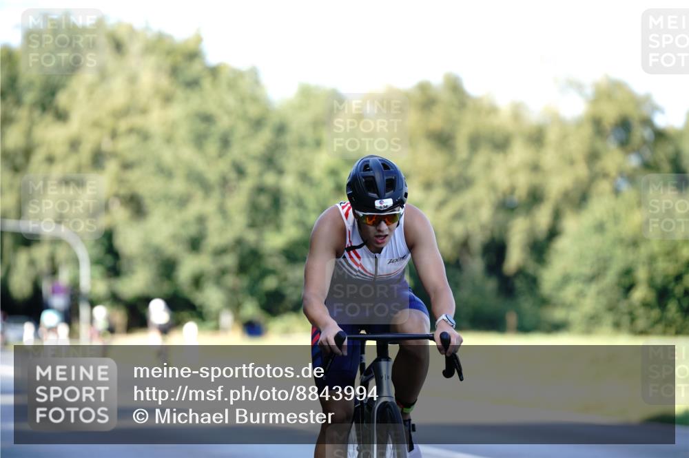 07.09.2025 - 19. Norderstedt Triathlon Michael Burmester http://msf.ph/oto/8843994 07.09.2025 15:58:22 Radfahren 529, 536, 943 meine-sportfotos.de