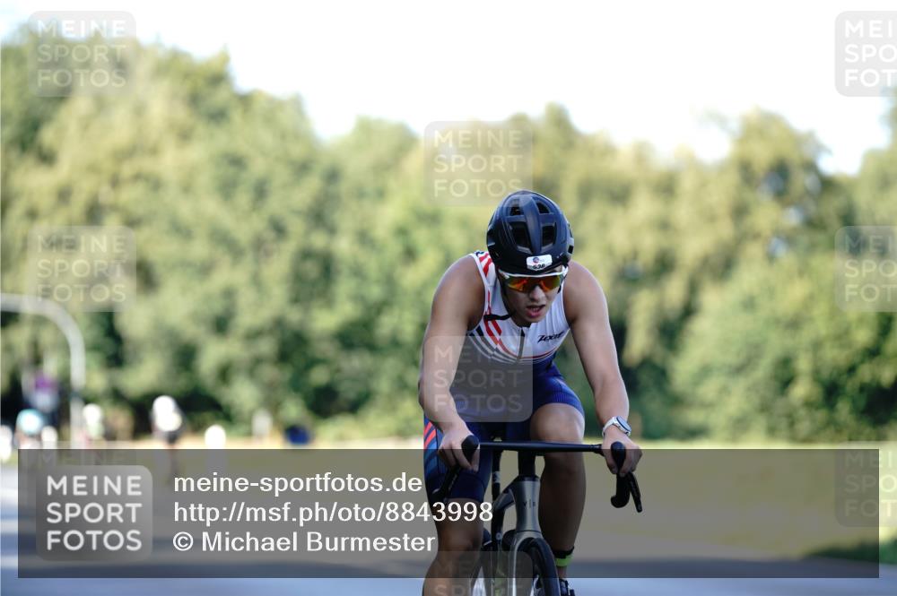07.09.2025 - 19. Norderstedt Triathlon Michael Burmester http://msf.ph/oto/8843998 07.09.2025 15:58:22 Radfahren 529, 536, 943 meine-sportfotos.de