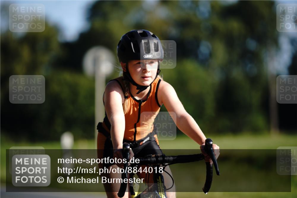 07.09.2025 - 19. Norderstedt Triathlon Michael Burmester http://msf.ph/oto/8844018 07.09.2025 09:41:46 Radfahren 608, 621 meine-sportfotos.de