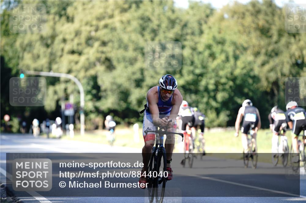 07.09.2025 - 19. Norderstedt Triathlon Michael Burmester http://msf.ph/oto/8844040 07.09.2025 15:58:38 Radfahren 1482, 1575, 1593 meine-sportfotos.de