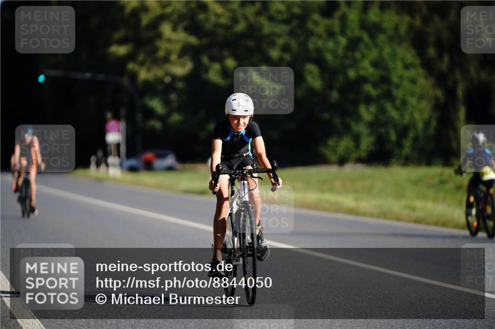 07.09.2025 - 19. Norderstedt Triathlon Michael Burmester http://msf.ph/oto/8844050 07.09.2025 09:42:22 Radfahren 575 meine-sportfotos.de