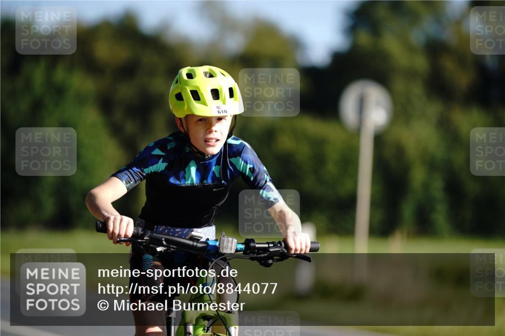 07.09.2025 - 19. Norderstedt Triathlon Michael Burmester http://msf.ph/oto/8844077 07.09.2025 09:42:50 Radfahren 610 meine-sportfotos.de