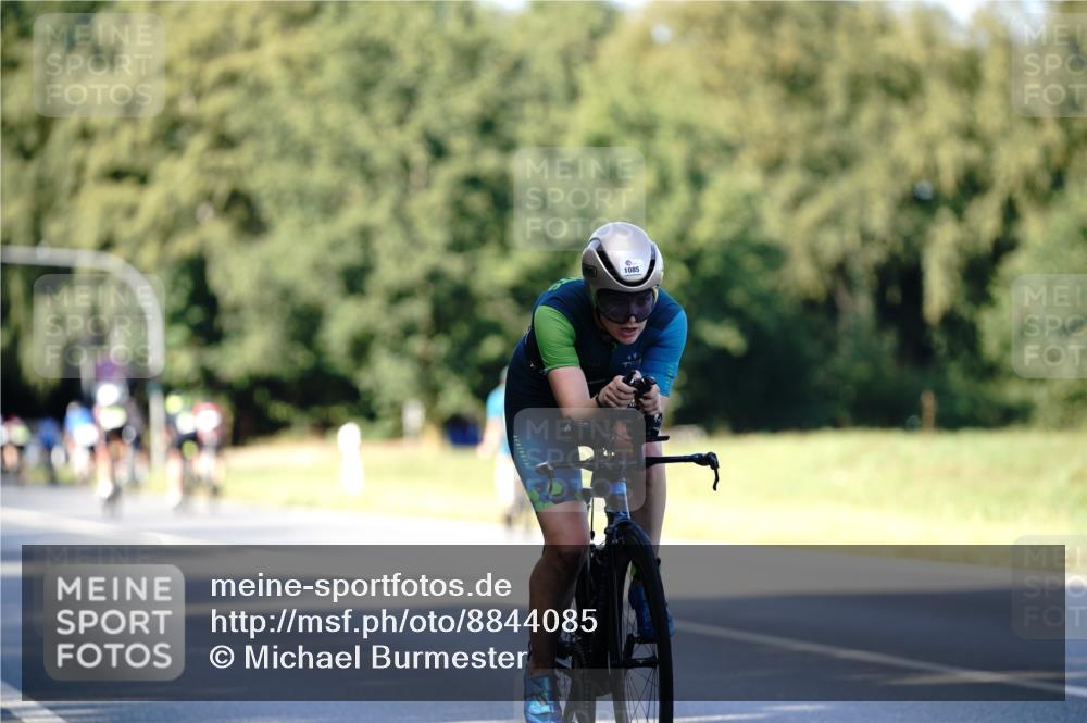 07.09.2025 - 19. Norderstedt Triathlon Michael Burmester http://msf.ph/oto/8844085 07.09.2025 15:58:53 Radfahren 1085, 1472 meine-sportfotos.de