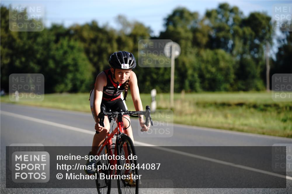 07.09.2025 - 19. Norderstedt Triathlon Michael Burmester http://msf.ph/oto/8844087 07.09.2025 09:43:02 Radfahren 579, 596 meine-sportfotos.de