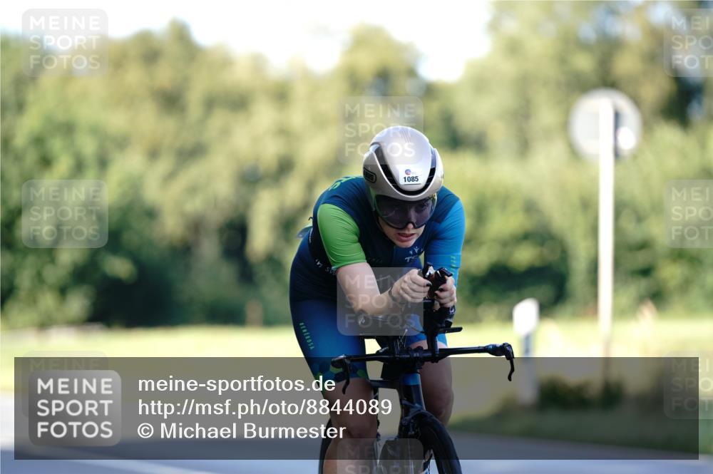 07.09.2025 - 19. Norderstedt Triathlon Michael Burmester http://msf.ph/oto/8844089 07.09.2025 15:58:53 Radfahren 1085, 1472 meine-sportfotos.de