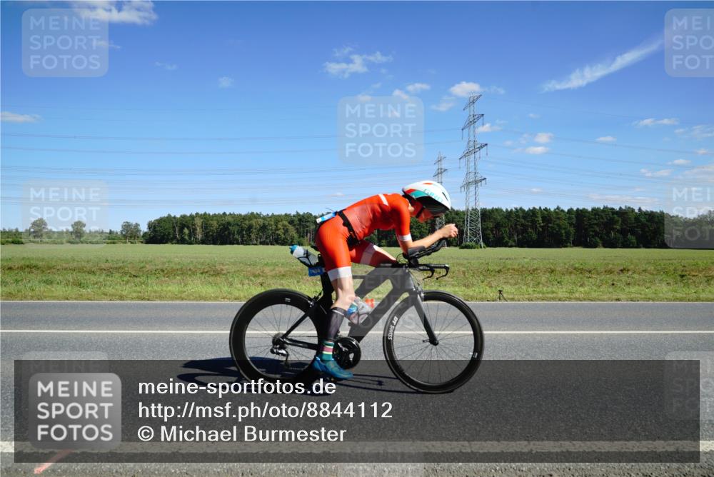 07.09.2025 - 19. Norderstedt Triathlon Michael Burmester http://msf.ph/oto/8844112 07.09.2025 14:49:27 Radfahren 398, 1404, 1430 meine-sportfotos.de