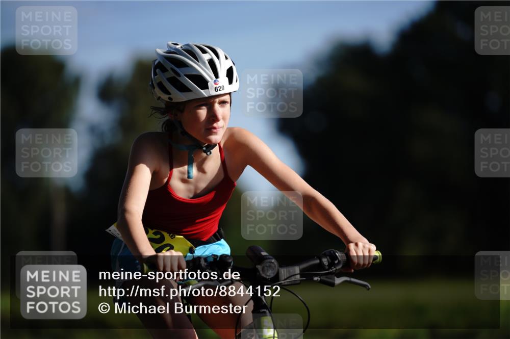 07.09.2025 - 19. Norderstedt Triathlon Michael Burmester http://msf.ph/oto/8844152 07.09.2025 09:45:48 Radfahren 620 meine-sportfotos.de