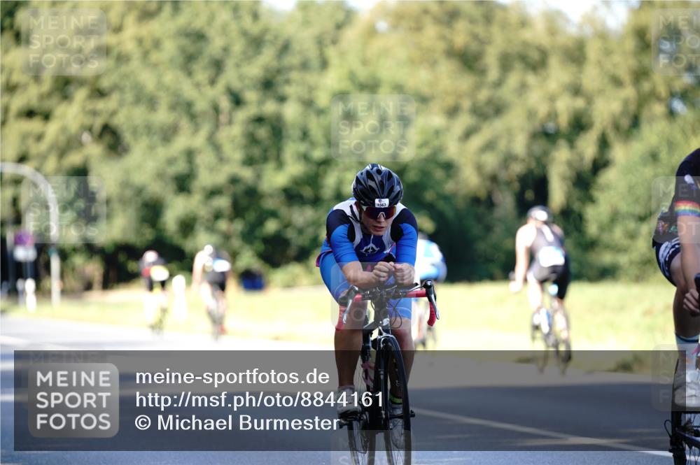 07.09.2025 - 19. Norderstedt Triathlon Michael Burmester http://msf.ph/oto/8844161 07.09.2025 15:59:06 Radfahren 425, 517, 532, 1051, 1065, 1101, 1562, 1563, 1585 meine-sportfotos.de