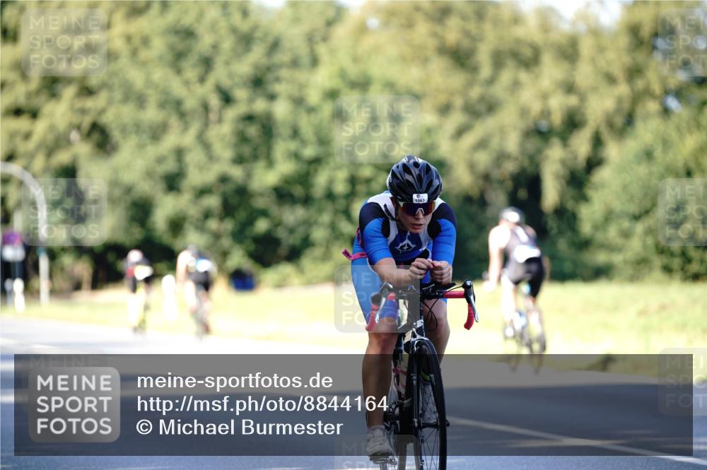 07.09.2025 - 19. Norderstedt Triathlon Michael Burmester http://msf.ph/oto/8844164 07.09.2025 15:59:06 Radfahren 425, 517, 532, 1051, 1065, 1101, 1562, 1563, 1585 meine-sportfotos.de