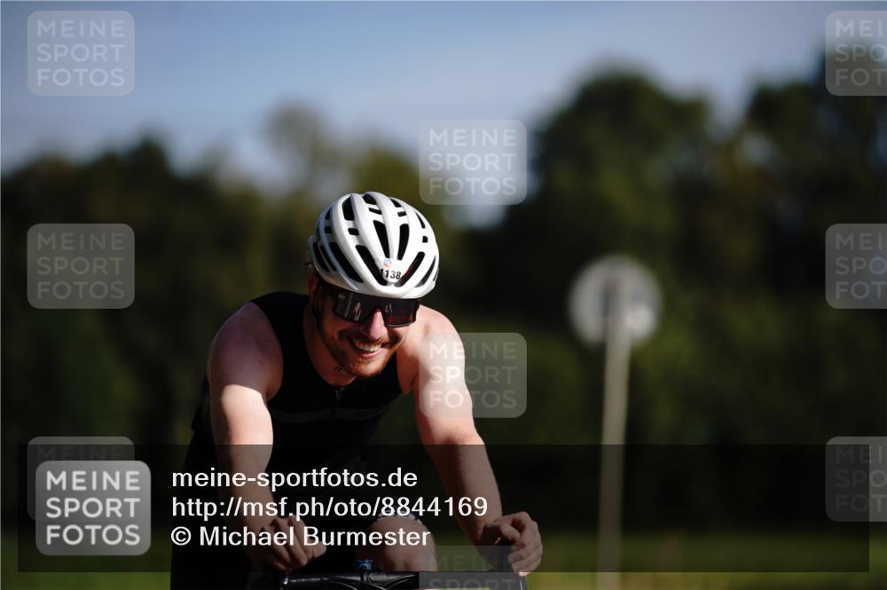 07.09.2025 - 19. Norderstedt Triathlon Michael Burmester http://msf.ph/oto/8844169 07.09.2025 10:21:58 Radfahren 1138 meine-sportfotos.de