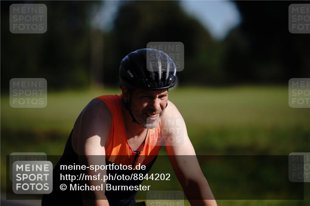 07.09.2025 - 19. Norderstedt Triathlon Michael Burmester http://msf.ph/oto/8844202 07.09.2025 10:24:05 Radfahren 1132 meine-sportfotos.de