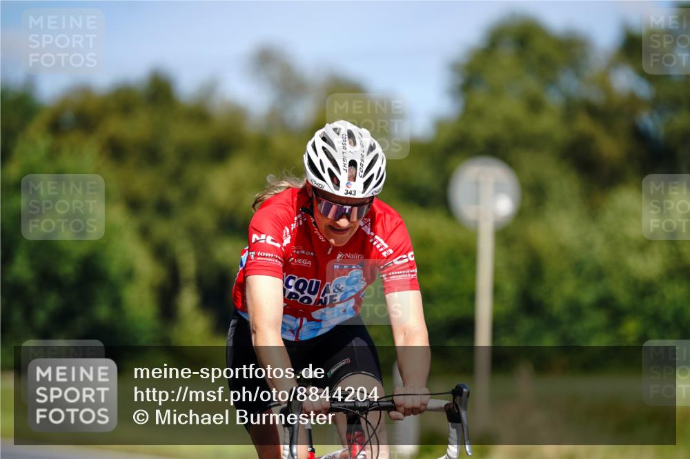 07.09.2025 - 19. Norderstedt Triathlon Michael Burmester http://msf.ph/oto/8844204 07.09.2025 13:05:34 Radfahren 343 meine-sportfotos.de