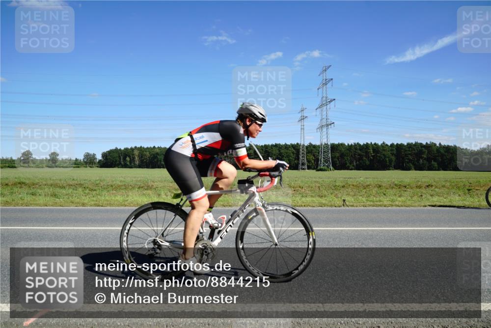 07.09.2025 - 19. Norderstedt Triathlon Michael Burmester http://msf.ph/oto/8844215 07.09.2025 14:50:17 Radfahren 445 meine-sportfotos.de