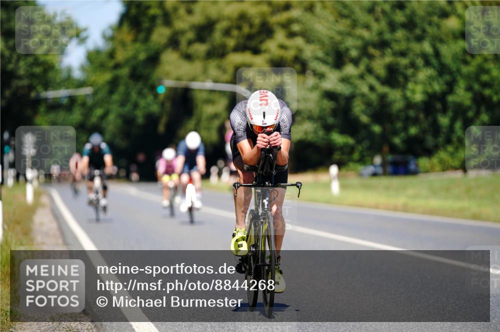 07.09.2025 - 19. Norderstedt Triathlon Michael Burmester http://msf.ph/oto/8844268 07.09.2025 13:05:56 Radfahren 209, 809 meine-sportfotos.de