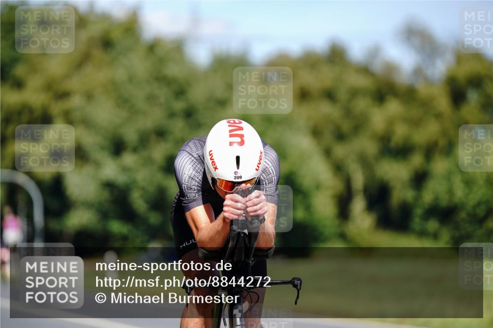 07.09.2025 - 19. Norderstedt Triathlon Michael Burmester http://msf.ph/oto/8844272 07.09.2025 13:05:57 Radfahren 209, 334, 809 meine-sportfotos.de