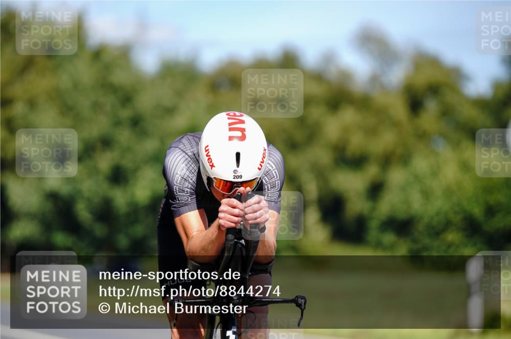 07.09.2025 - 19. Norderstedt Triathlon Michael Burmester http://msf.ph/oto/8844274 07.09.2025 13:05:57 Radfahren 209, 334, 809 meine-sportfotos.de