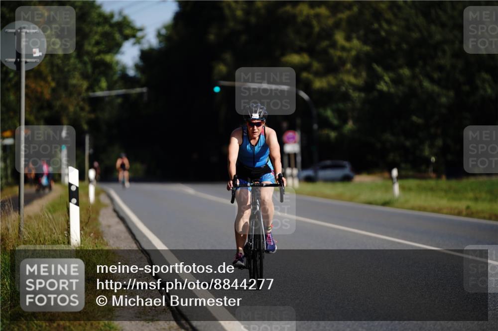 07.09.2025 - 19. Norderstedt Triathlon Michael Burmester http://msf.ph/oto/8844277 07.09.2025 10:25:44 Radfahren 1119 meine-sportfotos.de