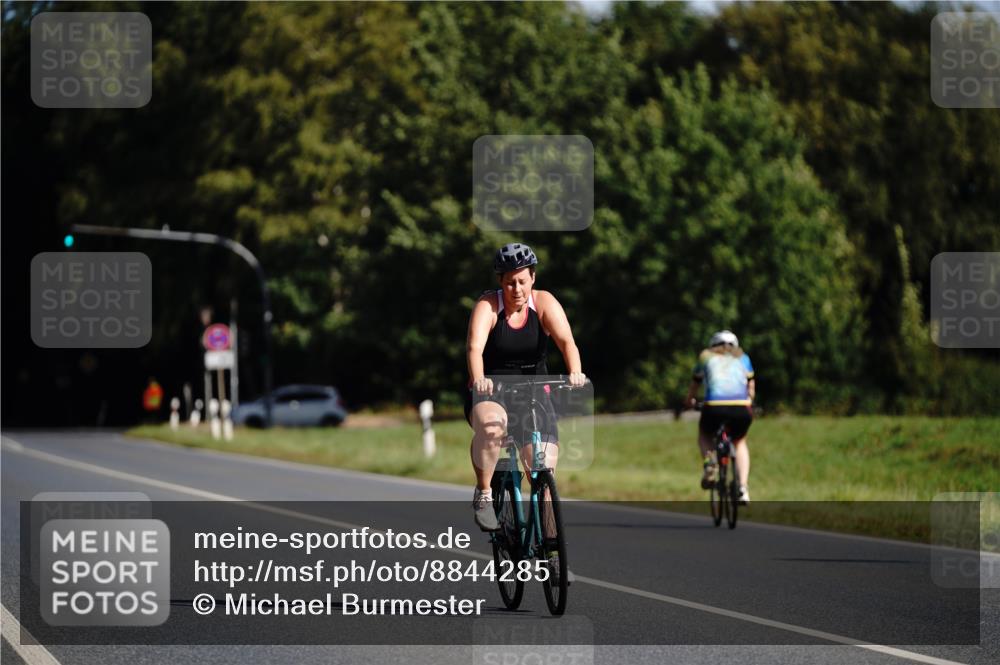 07.09.2025 - 19. Norderstedt Triathlon Michael Burmester http://msf.ph/oto/8844285 07.09.2025 10:26:02 Radfahren 1118 meine-sportfotos.de