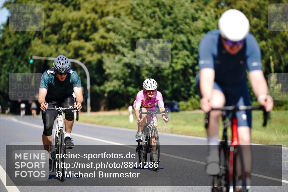 07.09.2025 - 19. Norderstedt Triathlon Michael Burmester http://msf.ph/oto/8844286 07.09.2025 13:06:00 Radfahren 209, 232, 235, 334 meine-sportfotos.de