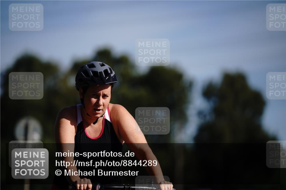 07.09.2025 - 19. Norderstedt Triathlon Michael Burmester http://msf.ph/oto/8844289 07.09.2025 10:26:05 Radfahren 1118 meine-sportfotos.de
