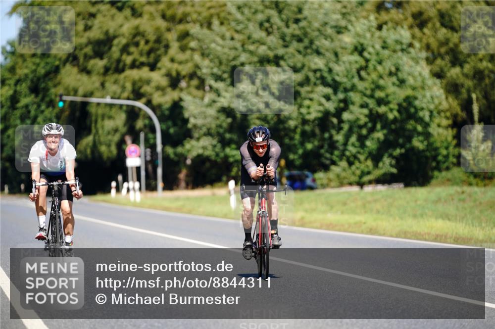 07.09.2025 - 19. Norderstedt Triathlon Michael Burmester http://msf.ph/oto/8844311 07.09.2025 13:06:30 Radfahren 345 meine-sportfotos.de