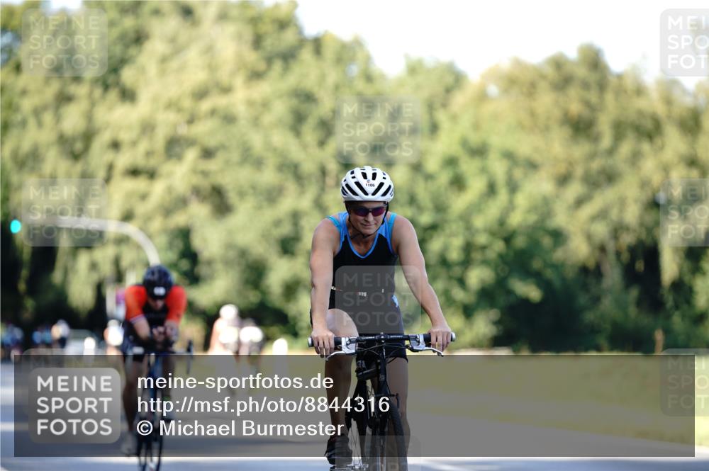 07.09.2025 - 19. Norderstedt Triathlon Michael Burmester http://msf.ph/oto/8844316 07.09.2025 15:59:38 Radfahren 412, 414, 508, 1106, 1419 meine-sportfotos.de