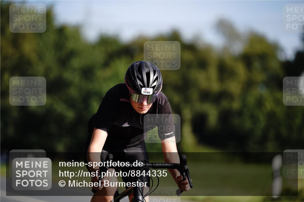 07.09.2025 - 19. Norderstedt Triathlon Michael Burmester http://msf.ph/oto/8844335 07.09.2025 10:28:04 Radfahren 1115 meine-sportfotos.de