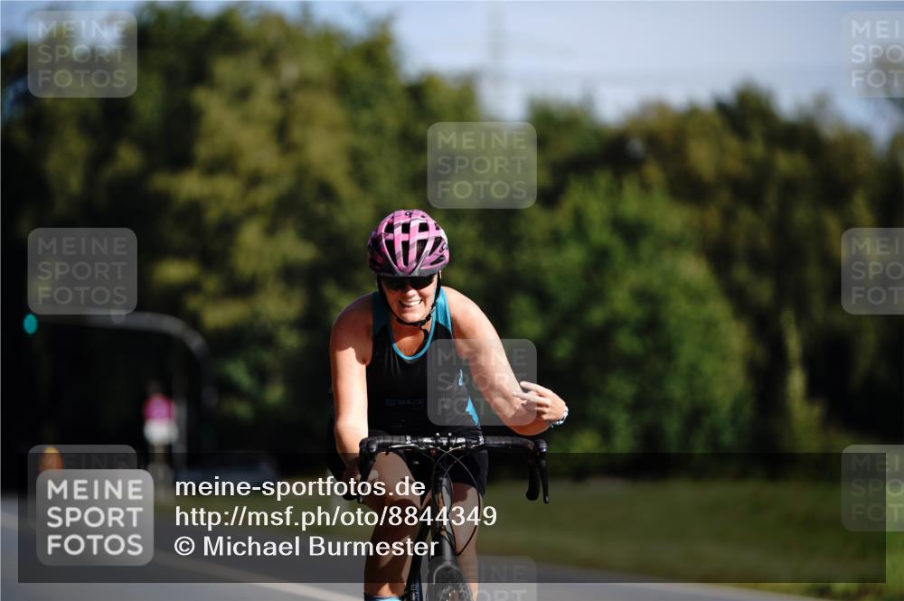 07.09.2025 - 19. Norderstedt Triathlon Michael Burmester http://msf.ph/oto/8844349 07.09.2025 10:28:57 Radfahren 1141 meine-sportfotos.de