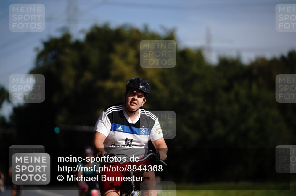 07.09.2025 - 19. Norderstedt Triathlon Michael Burmester http://msf.ph/oto/8844368 07.09.2025 10:29:33 Radfahren 1126, 1143 meine-sportfotos.de