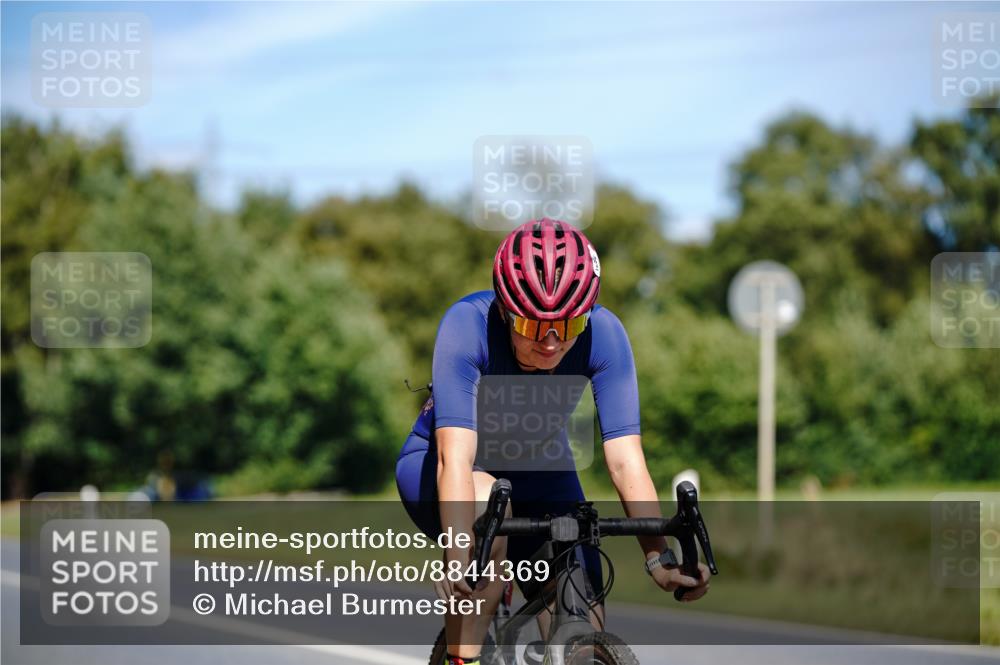 07.09.2025 - 19. Norderstedt Triathlon Michael Burmester http://msf.ph/oto/8844369 07.09.2025 13:07:06 Radfahren 270, 745, 1292 meine-sportfotos.de