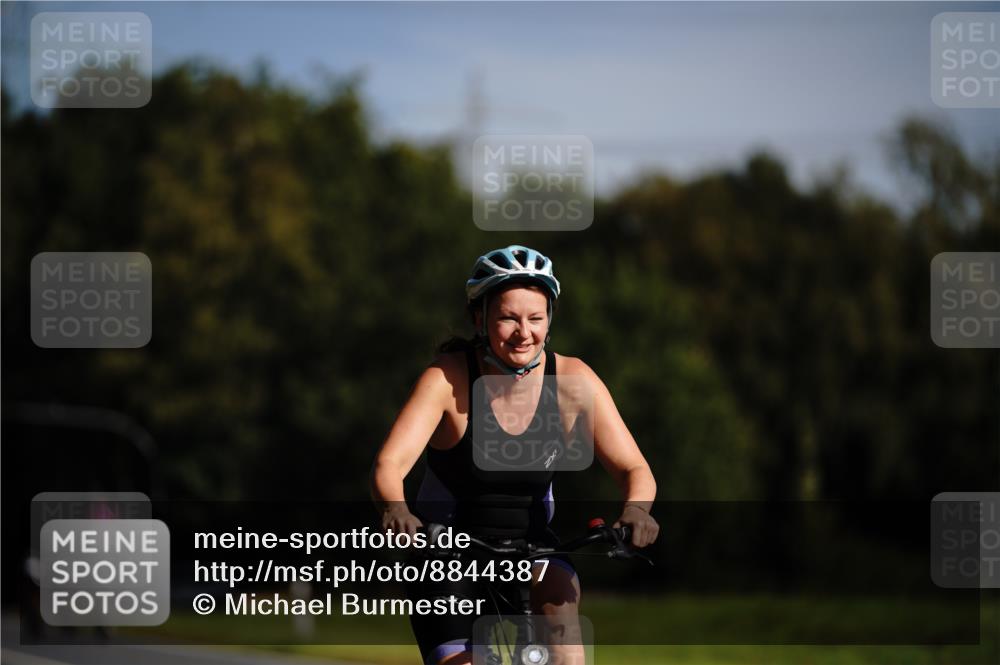 07.09.2025 - 19. Norderstedt Triathlon Michael Burmester http://msf.ph/oto/8844387 07.09.2025 10:29:41 Radfahren 1146 meine-sportfotos.de