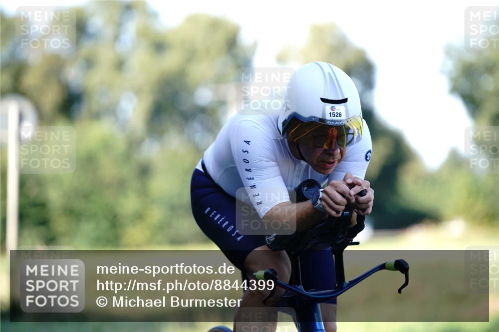 07.09.2025 - 19. Norderstedt Triathlon Michael Burmester http://msf.ph/oto/8844399 07.09.2025 16:00:11 Radfahren 1526, 1626, 1629 meine-sportfotos.de