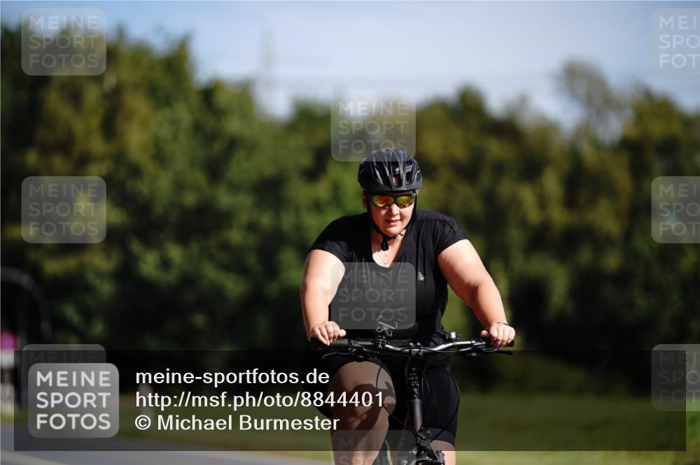 07.09.2025 - 19. Norderstedt Triathlon Michael Burmester http://msf.ph/oto/8844401 07.09.2025 10:30:13 Radfahren 1113 meine-sportfotos.de