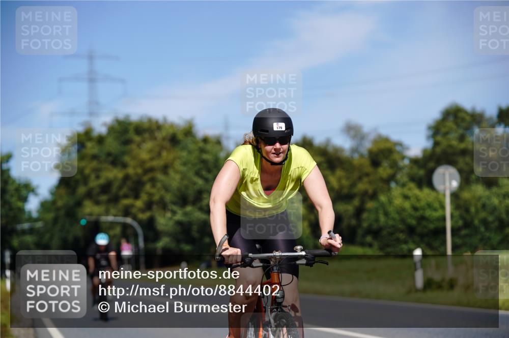 07.09.2025 - 19. Norderstedt Triathlon Michael Burmester http://msf.ph/oto/8844402 07.09.2025 13:07:18 Radfahren 179, 219, 333 meine-sportfotos.de