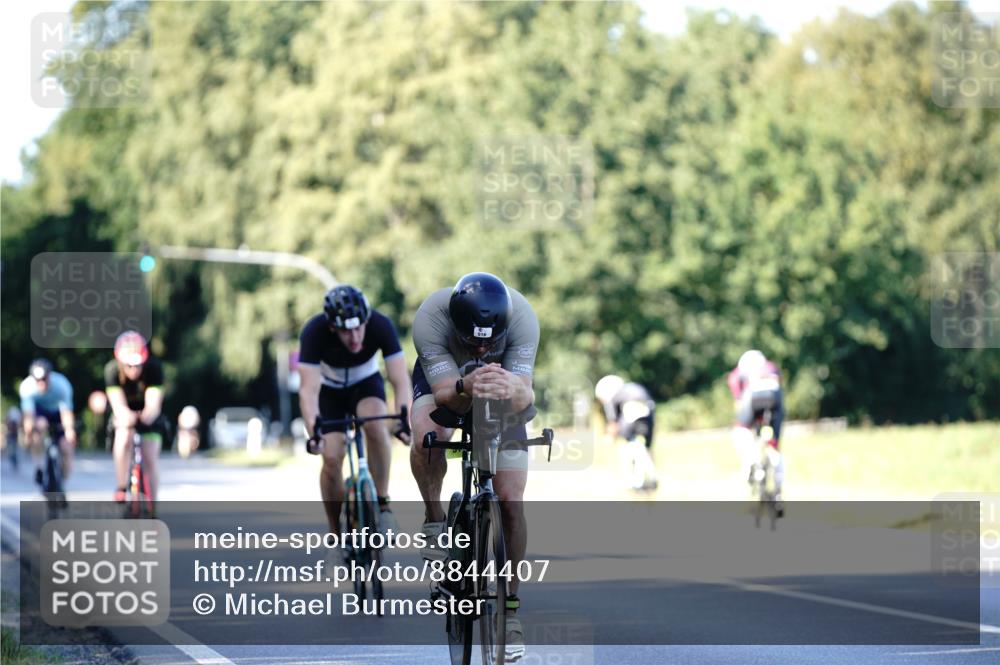 07.09.2025 - 19. Norderstedt Triathlon Michael Burmester http://msf.ph/oto/8844407 07.09.2025 16:00:21 Radfahren 516, 1412 meine-sportfotos.de